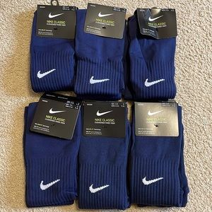 Nike Classic Cushioned Knee High Sock
